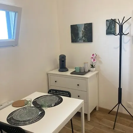 Le Mini Cosy Apartment Gaillon Exterior photo