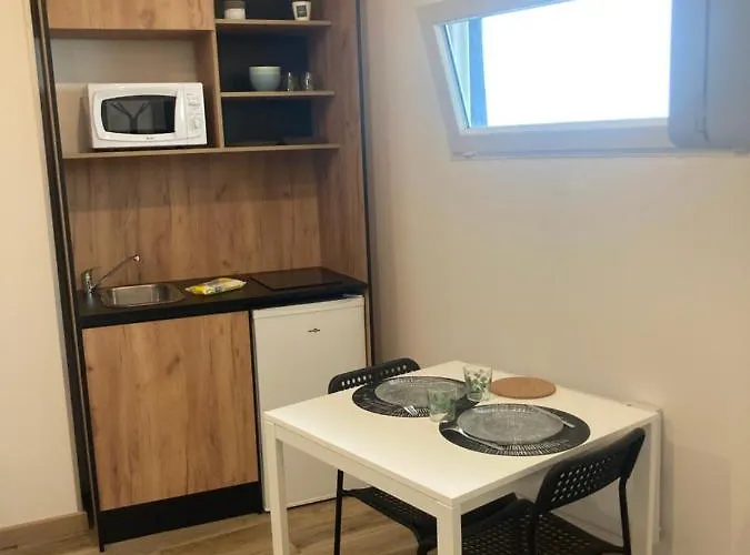 Le Mini Cosy